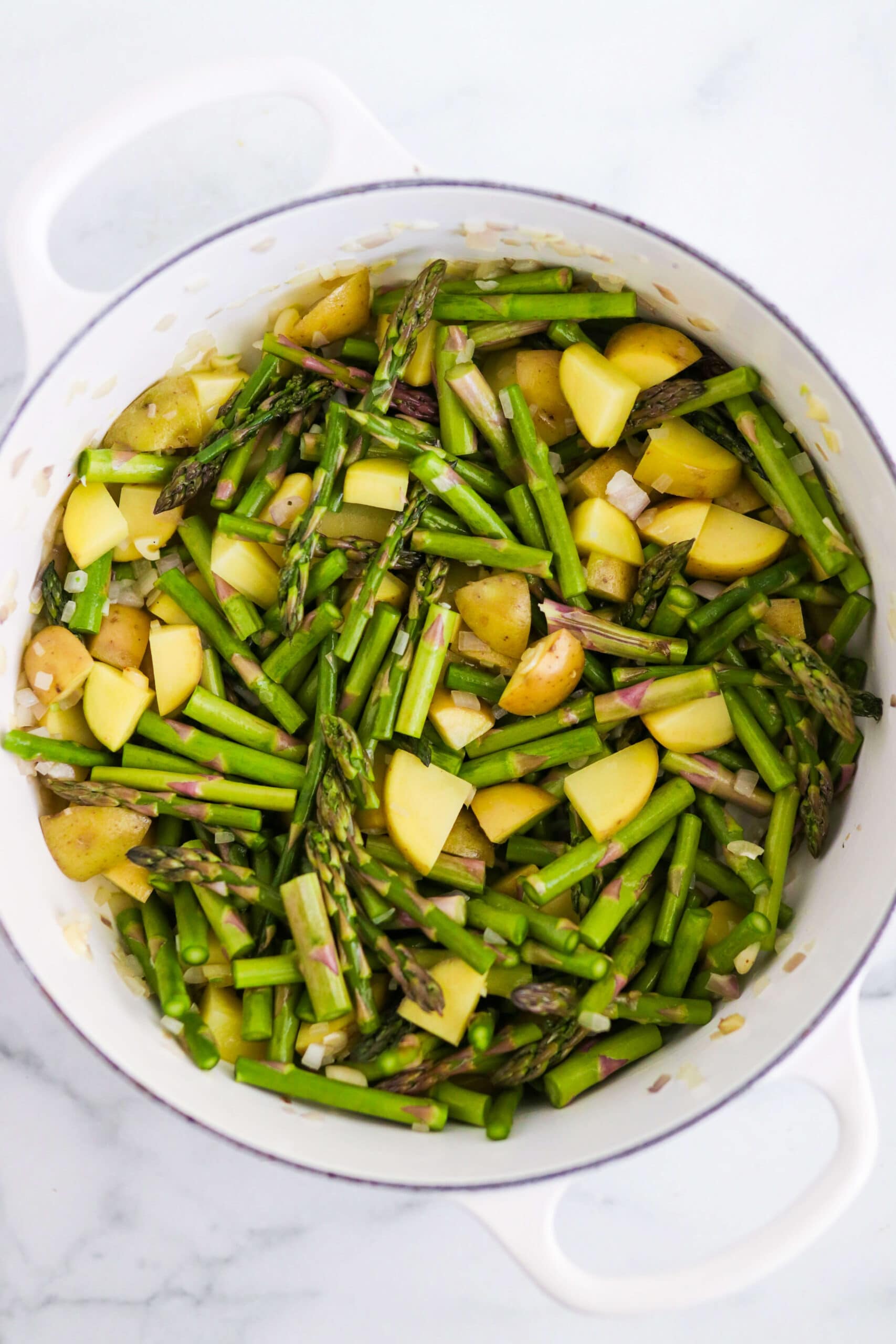 Creamy Vegan Green Asparagus Soup Gluten-Free