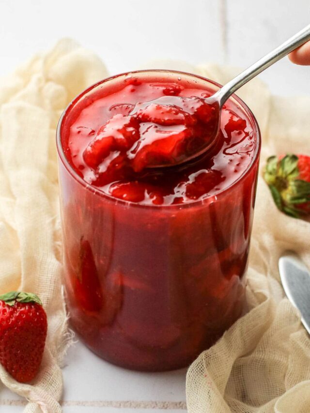 Homemade Strawberry Jam (Without Pectin)